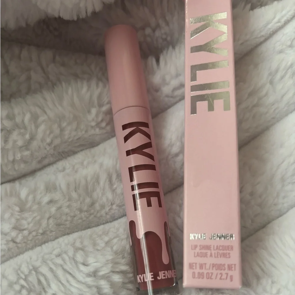 NWT KYLIE COSMETICS Lip Shine Lacquer #341 A whole lewk
